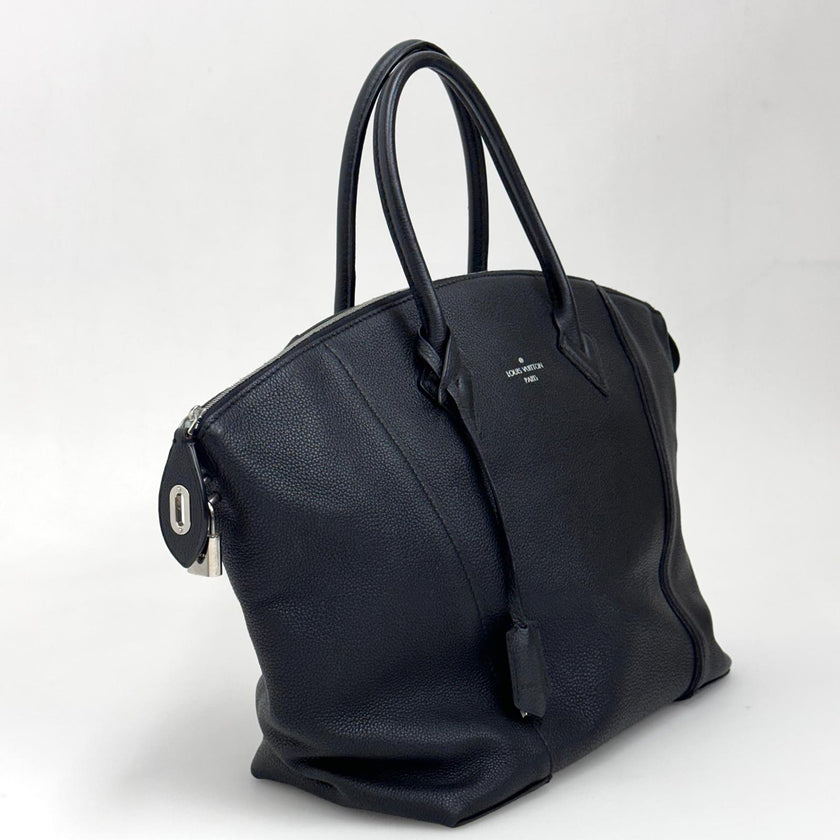 Louis Vuitton Borsa Soft Lockit MM Veau Cachemire Nera