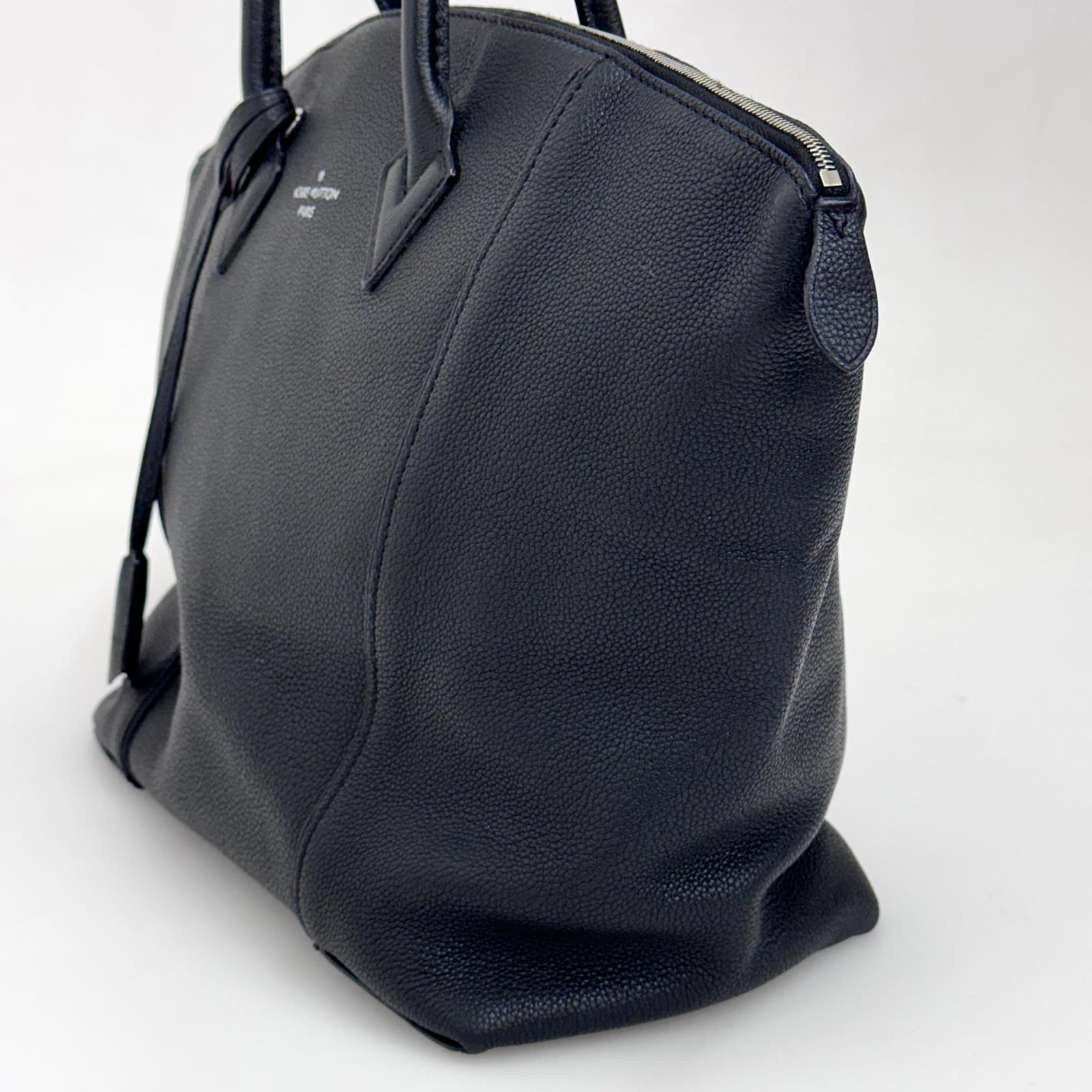 Louis Vuitton Borsa Soft Lockit MM Veau Cachemire Nera
