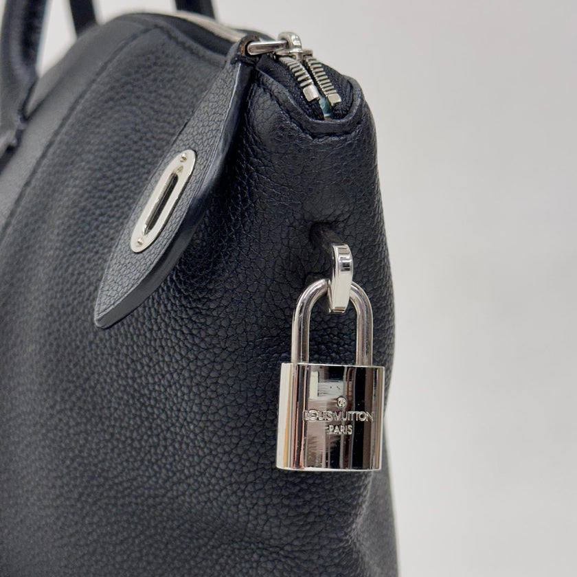 Louis Vuitton Borsa Soft Lockit MM Veau Cachemire Nera