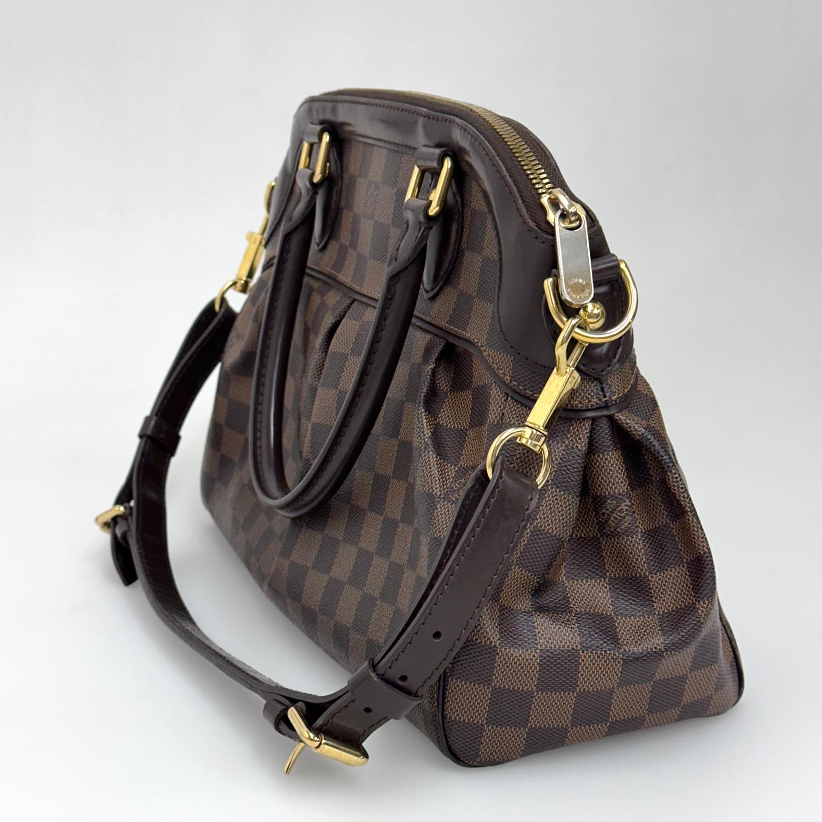 Louis Vuitton Borsa Trevi PM a mano e tracolla in tela Damier Ebene
