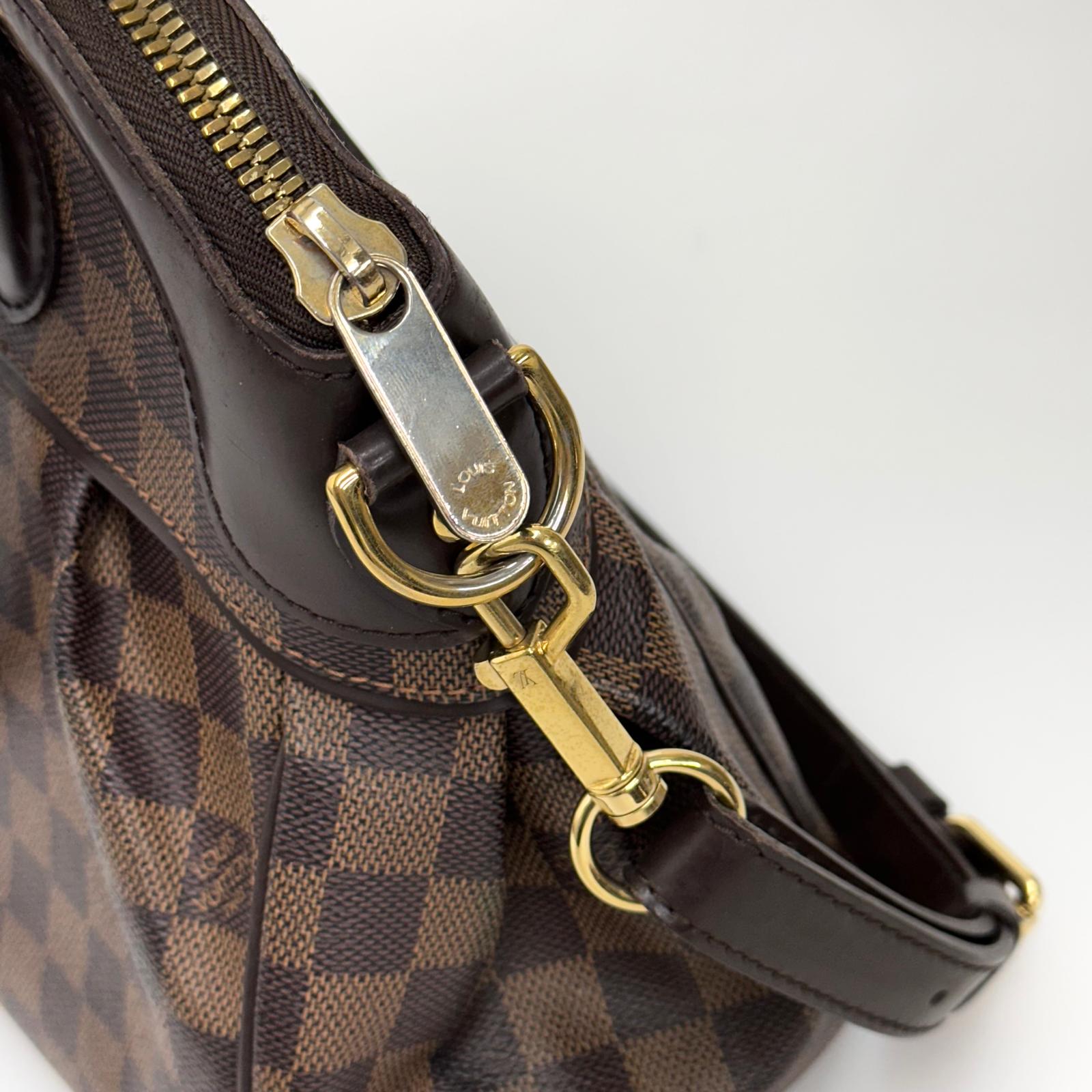 Louis Vuitton Borsa Trevi PM a mano e tracolla in tela Damier Ebene
