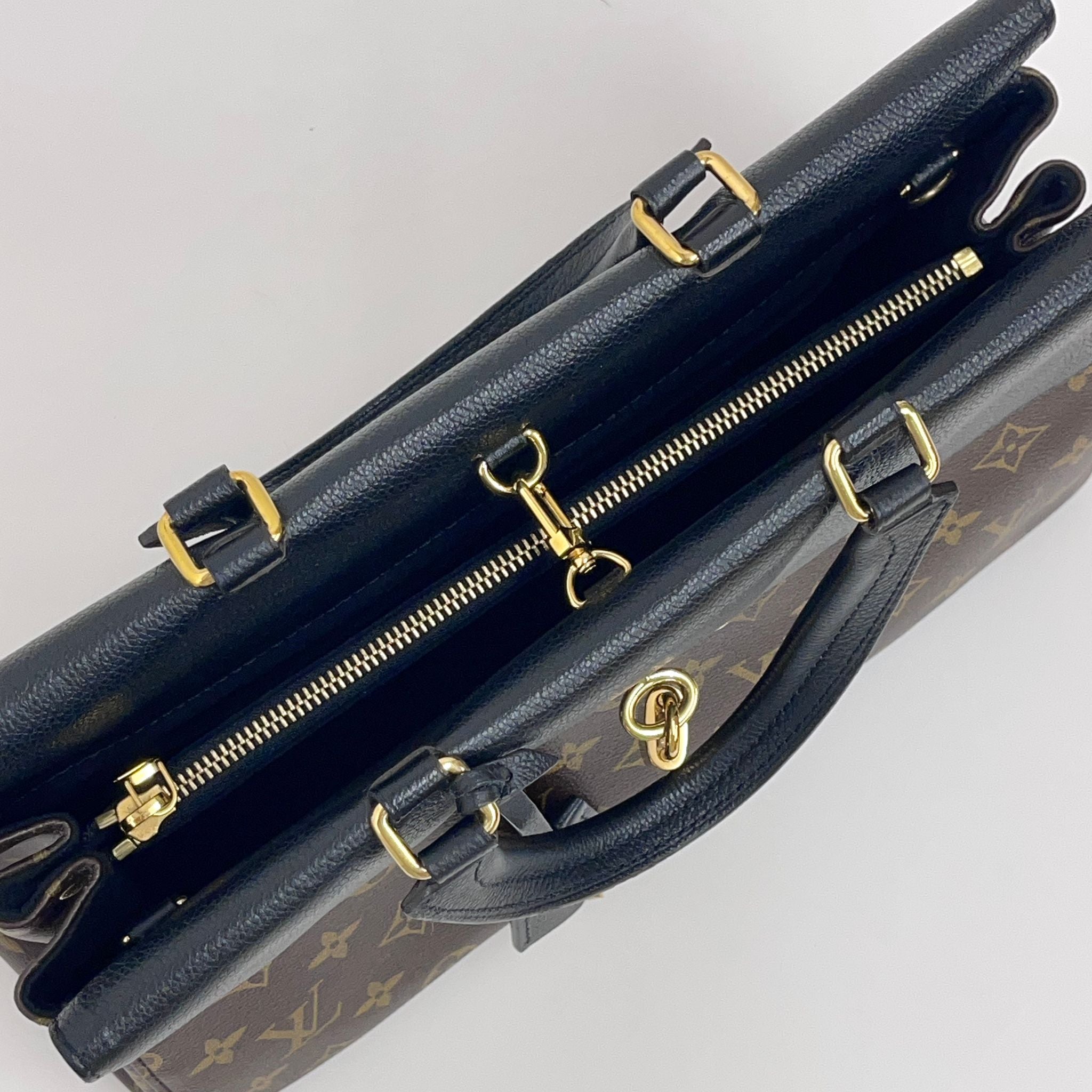 Louis Vuitton Borsa a Mano Venus in Tela Monogram e Pelle Nera