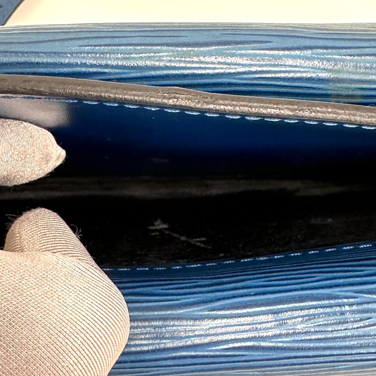 Louis Vuitton Borsa a Tracolla Saint Cloud Epi Toledo Blue