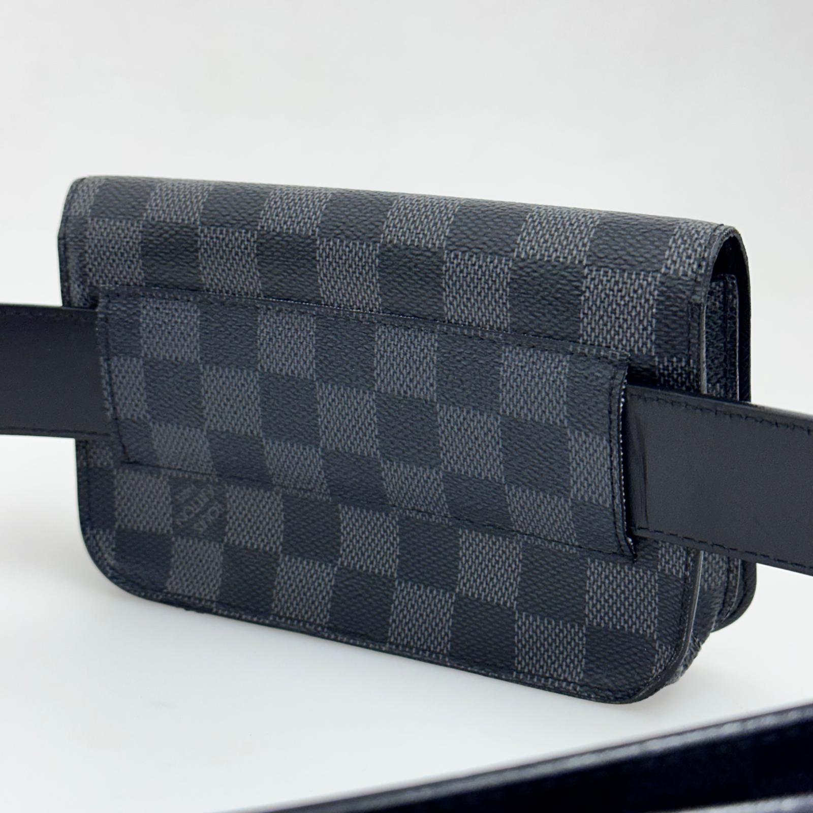 Louis Vuitton Borsa a cintura modello Pochette Florentine Damier Graphite