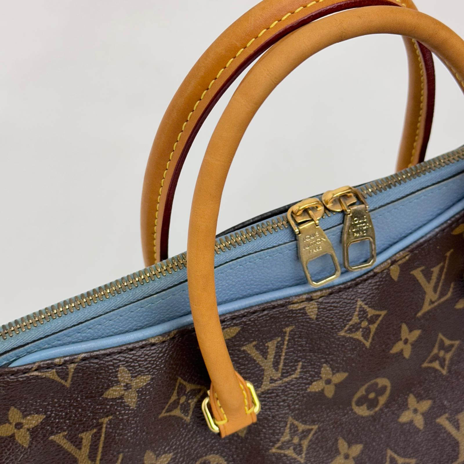 Louis Vuitton Borsa a mano e tracolla Pallas Monogram