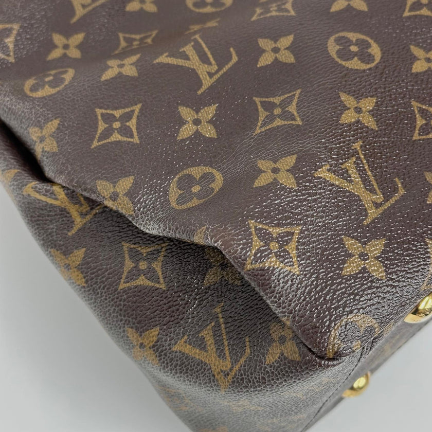 Louis Vuitton Borsa a mano e tracolla Pallas Monogram