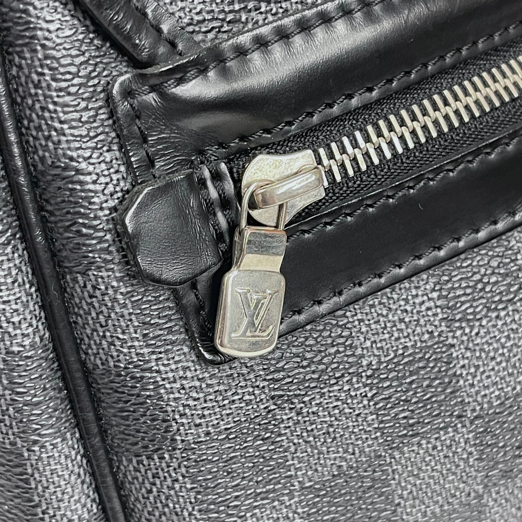 Louis Vuitton Cartella da Lavoro Daniel GM Damier Graphite