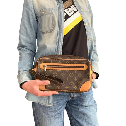 Louis Vuitton Clatch Marly Dragonne GM in tela Monogram