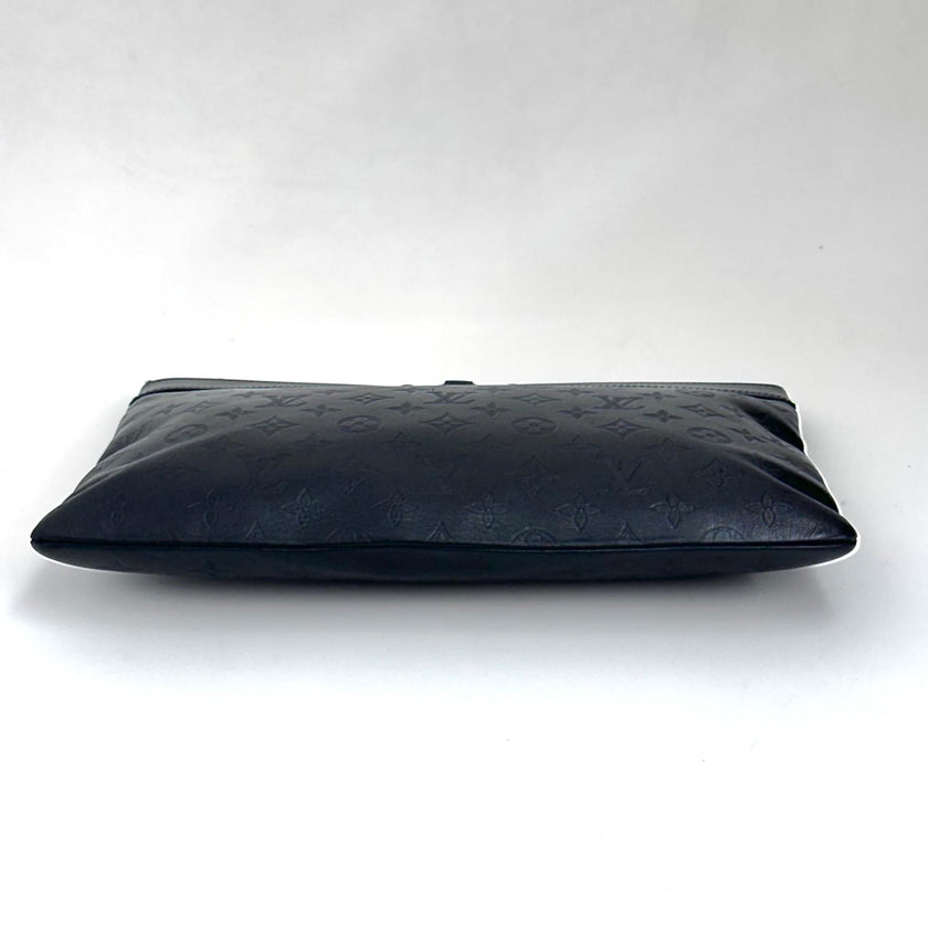 Louis Vuitton Maxi Pochette Monogram Empreinte in pelle nera