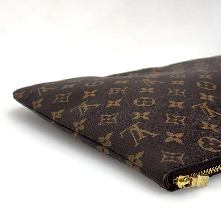 Louis Vuitton Pochette Portadocumenti Monogram in Tela Monogram