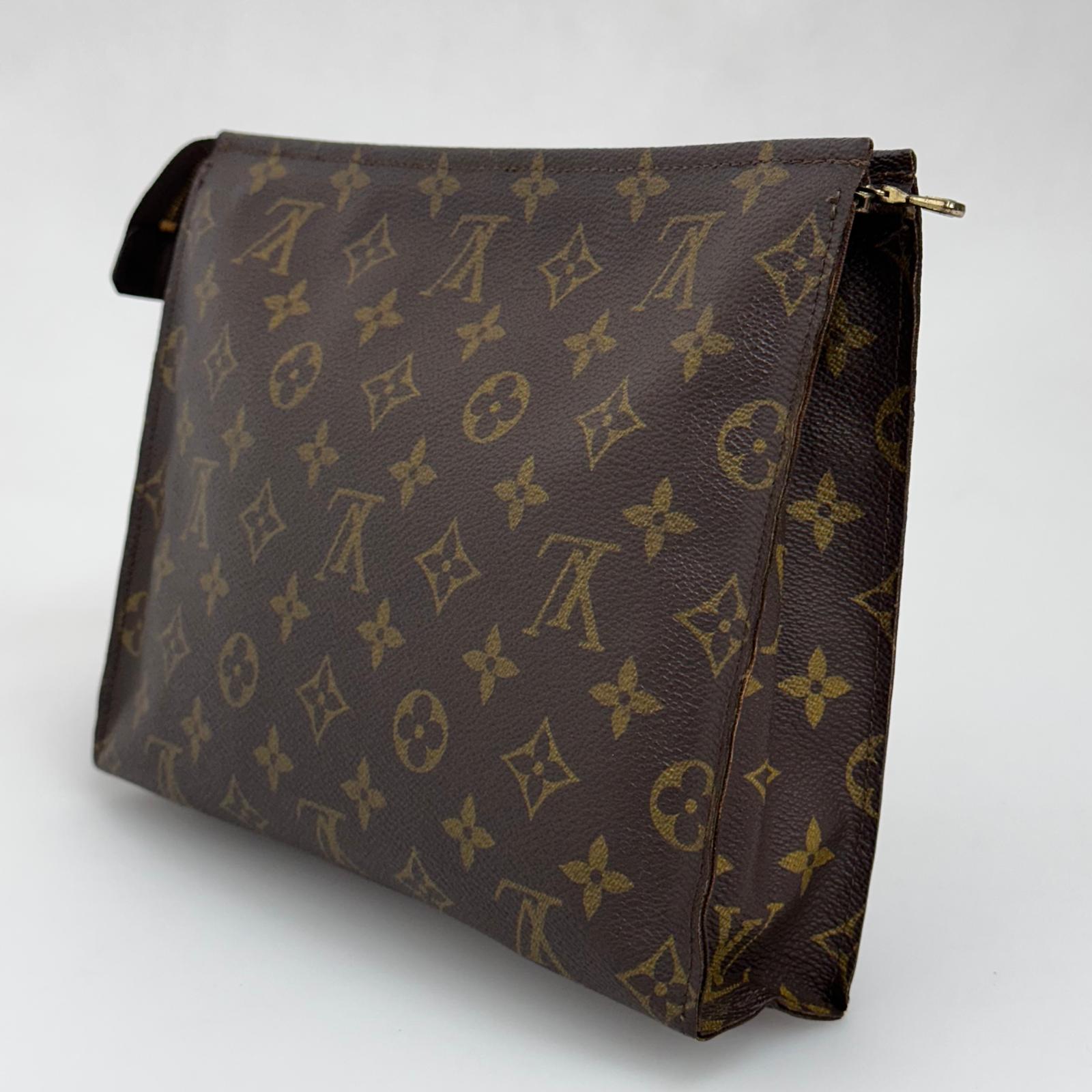 Louis Vuitton Pochette Trousse Toilette 26 in Tela Monogram