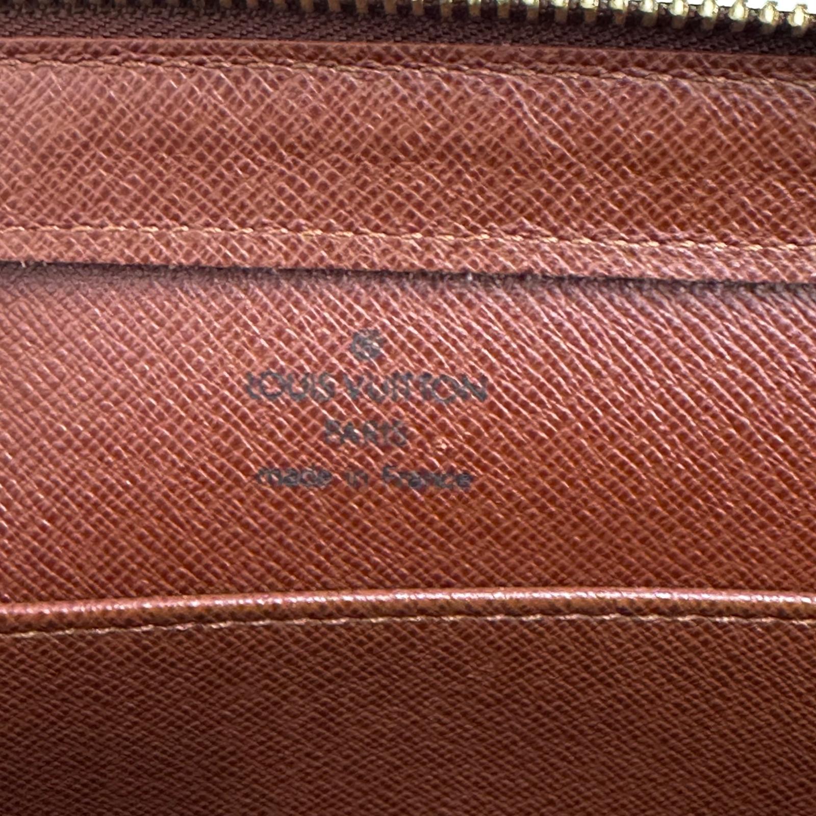 Louis Vuitton Pochette a mano Monogram Orsay