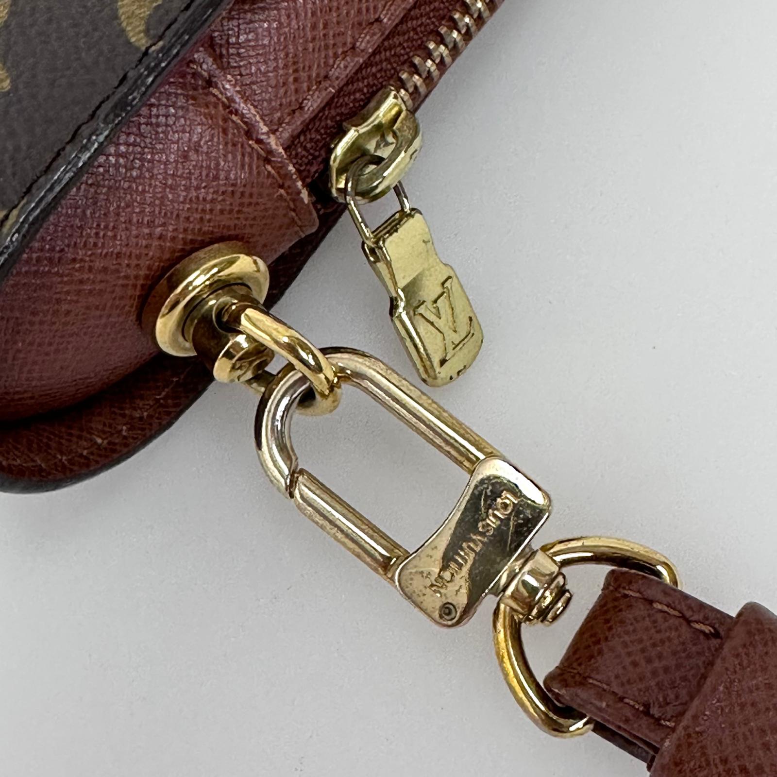 Louis Vuitton Pochette a mano Monogram Orsay