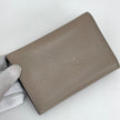 Louis Vuitton Portafoglio Capucines in pelle beige