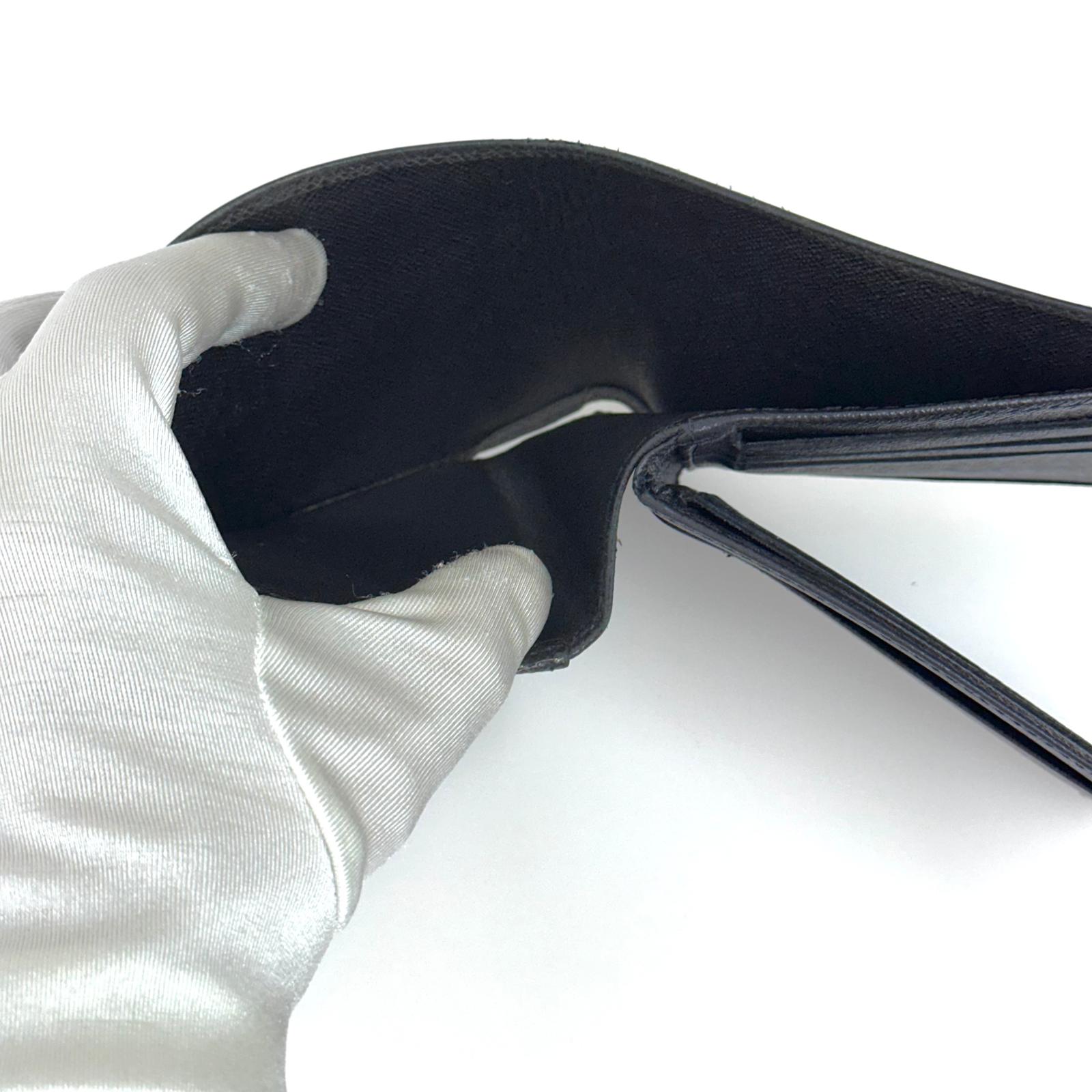 Louis Vuitton Portafoglio Multiple in pelle Taïga nero