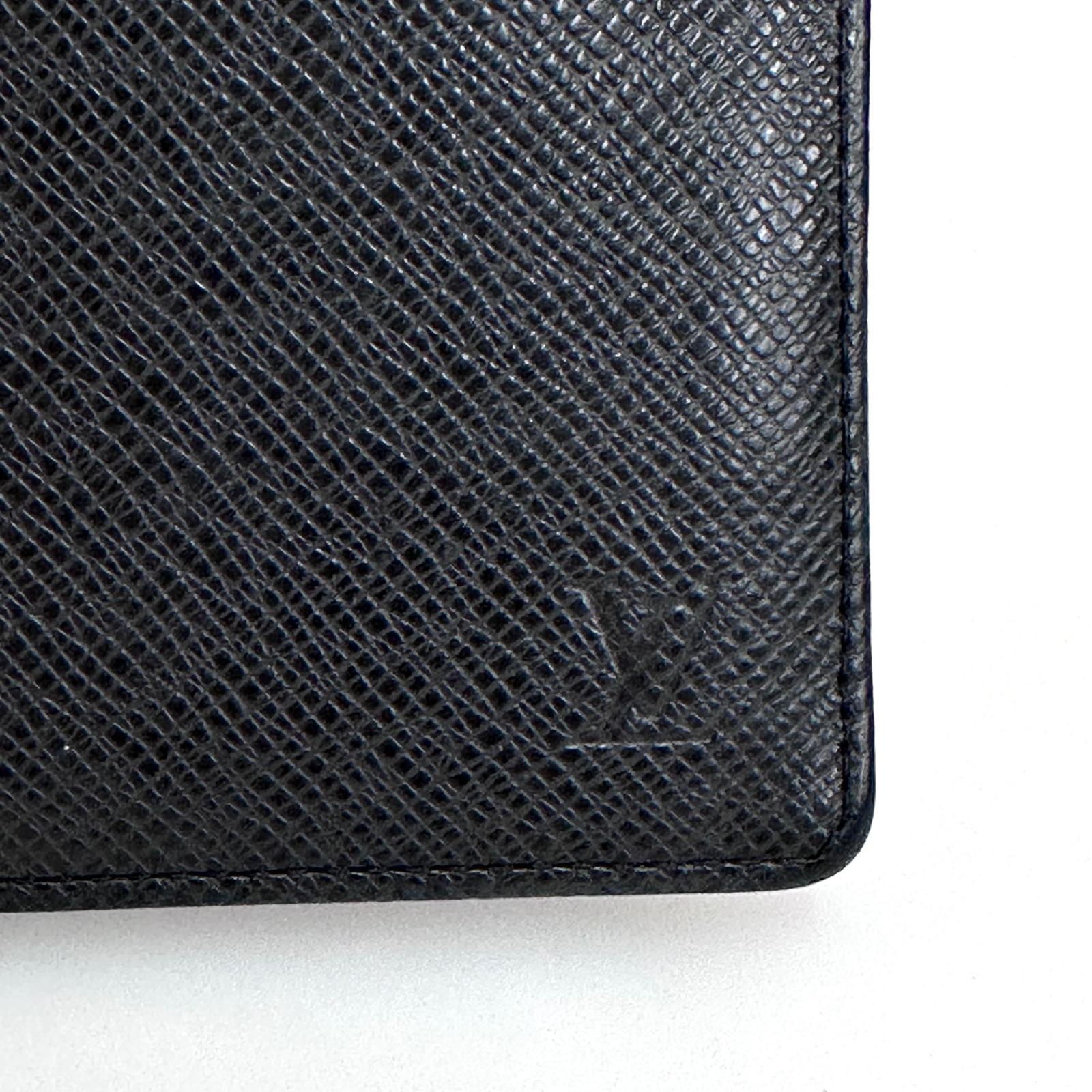 Louis Vuitton Portafoglio Multiple in pelle Taïga nero
