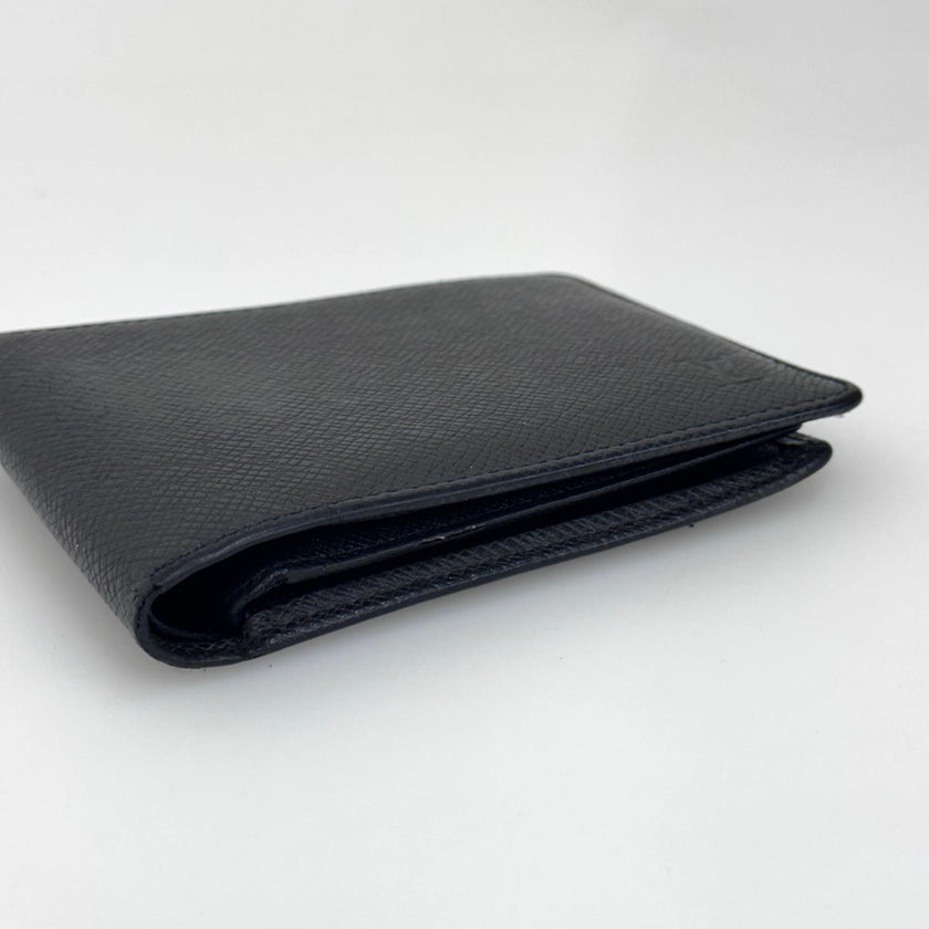 Louis Vuitton Portafoglio Multiple in pelle Taïga nero