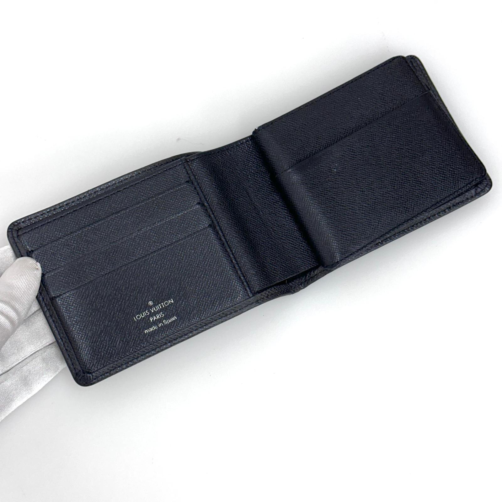 Louis Vuitton Portafoglio Multiple in pelle Taïga nero
