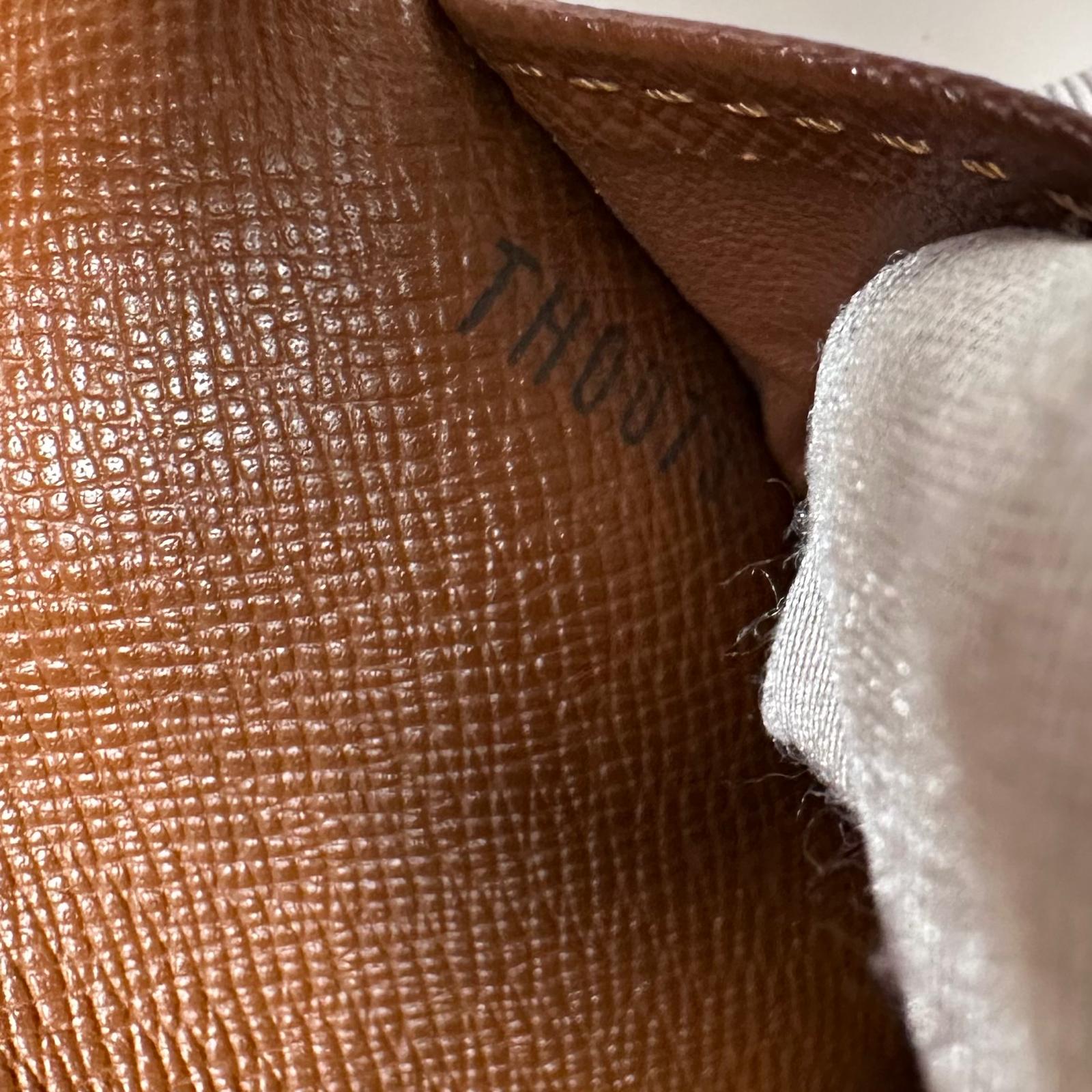 Louis Vuitton Portafoglio Sarah in Tela Monogram