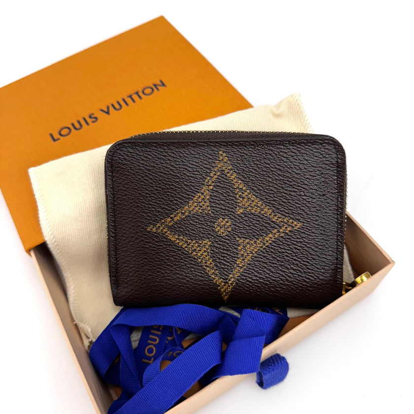 Louis Vuitton Portafoglio Zippy Coin Purse Giant Monogram Reverse