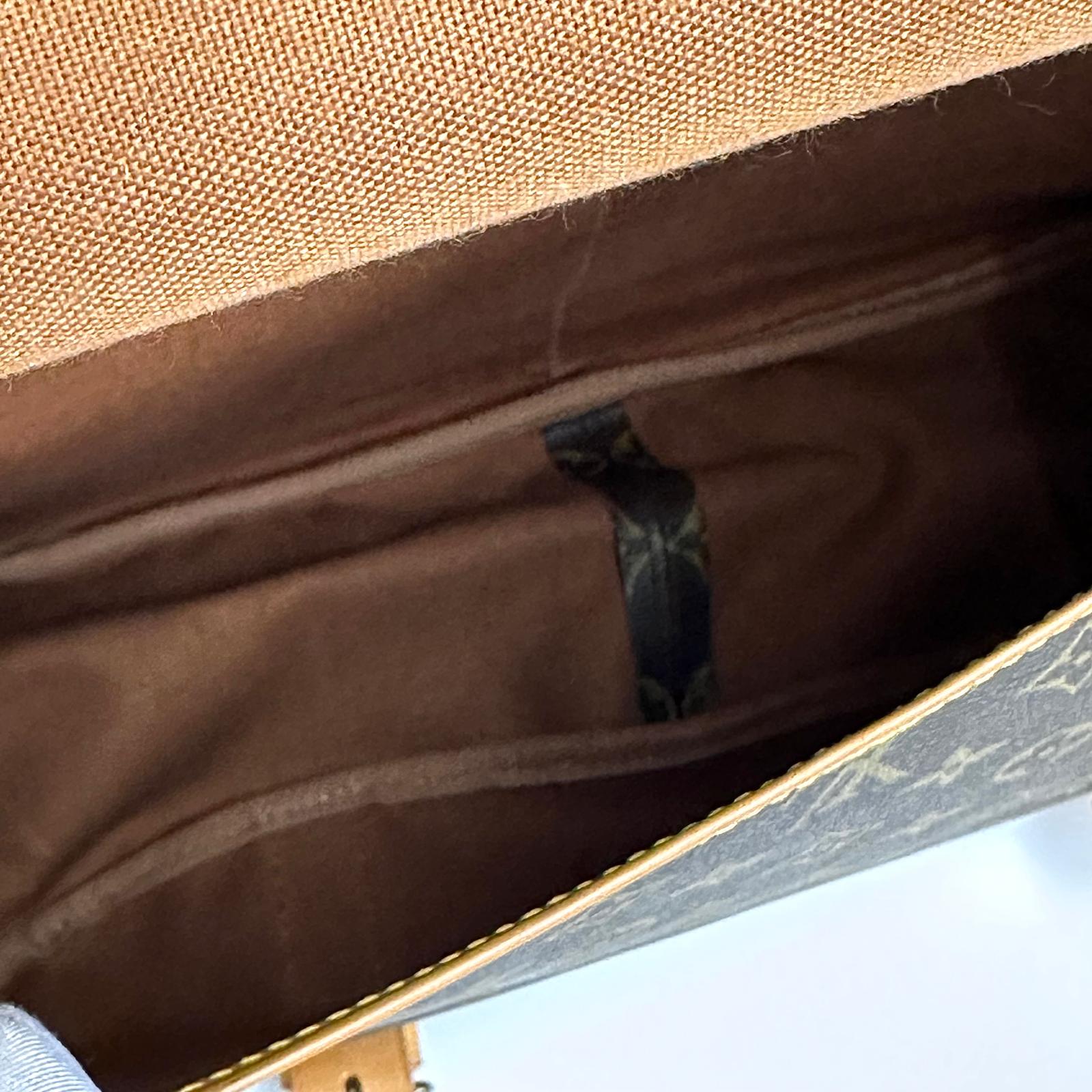 Louis Vuitton borsa a spalla Saumur 40 in tela Monogram