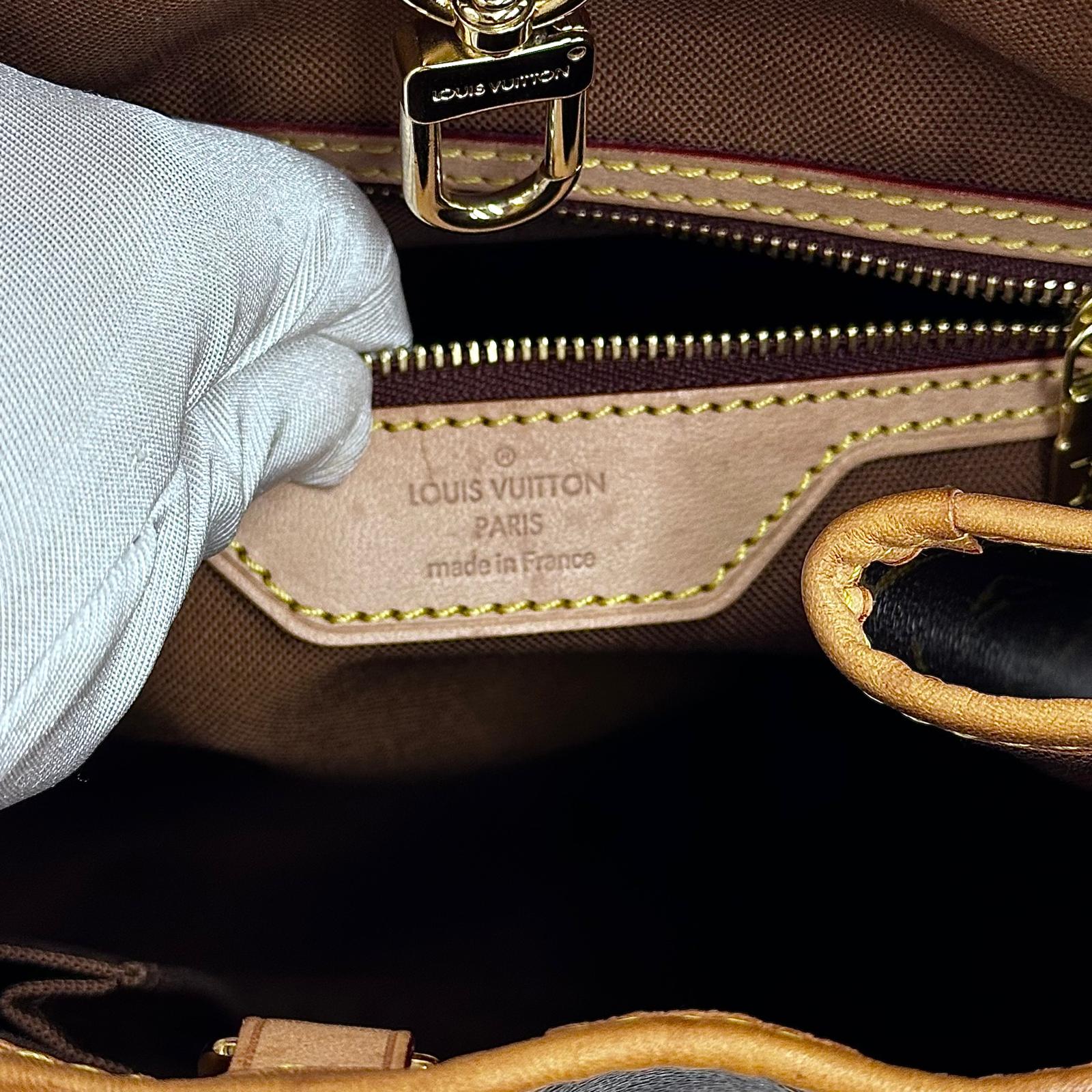Louis Vuitton Batignolles Vertical in Tela Monogram