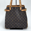 Louis Vuitton Batignolles Vertical in Tela Monogram