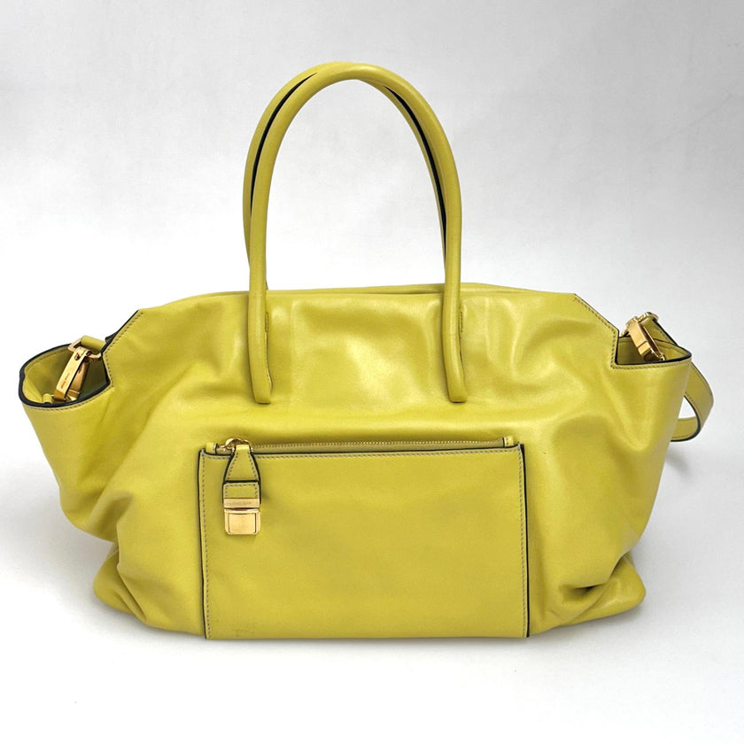 Miu Miu Borsa Shopper a Tracolla in Pelle Gialla