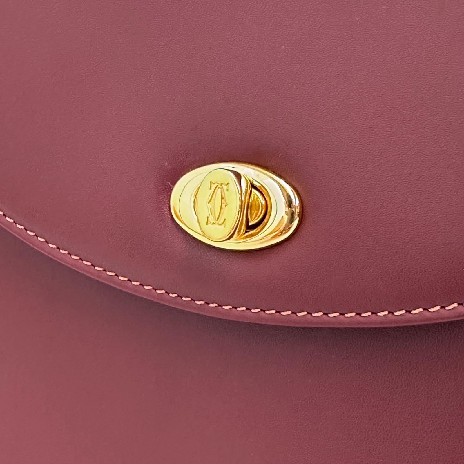 Must de Cartier Vintage Borsa a Tracolla Bordeaux in Pelle