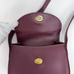 Must de Cartier Vintage Borsa a Tracolla Bordeaux in Pelle