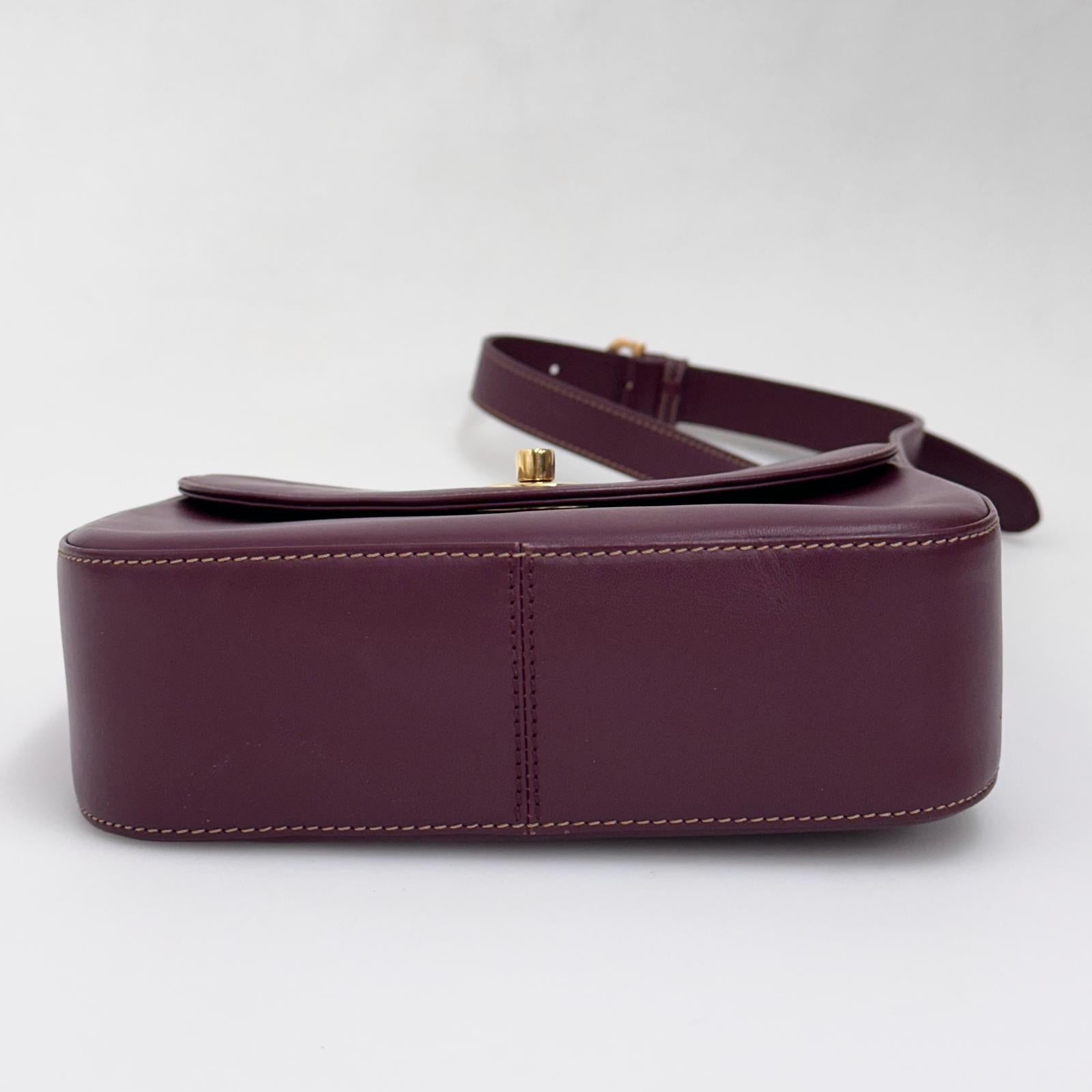 Must de Cartier Vintage Borsa a Tracolla Bordeaux in Pelle