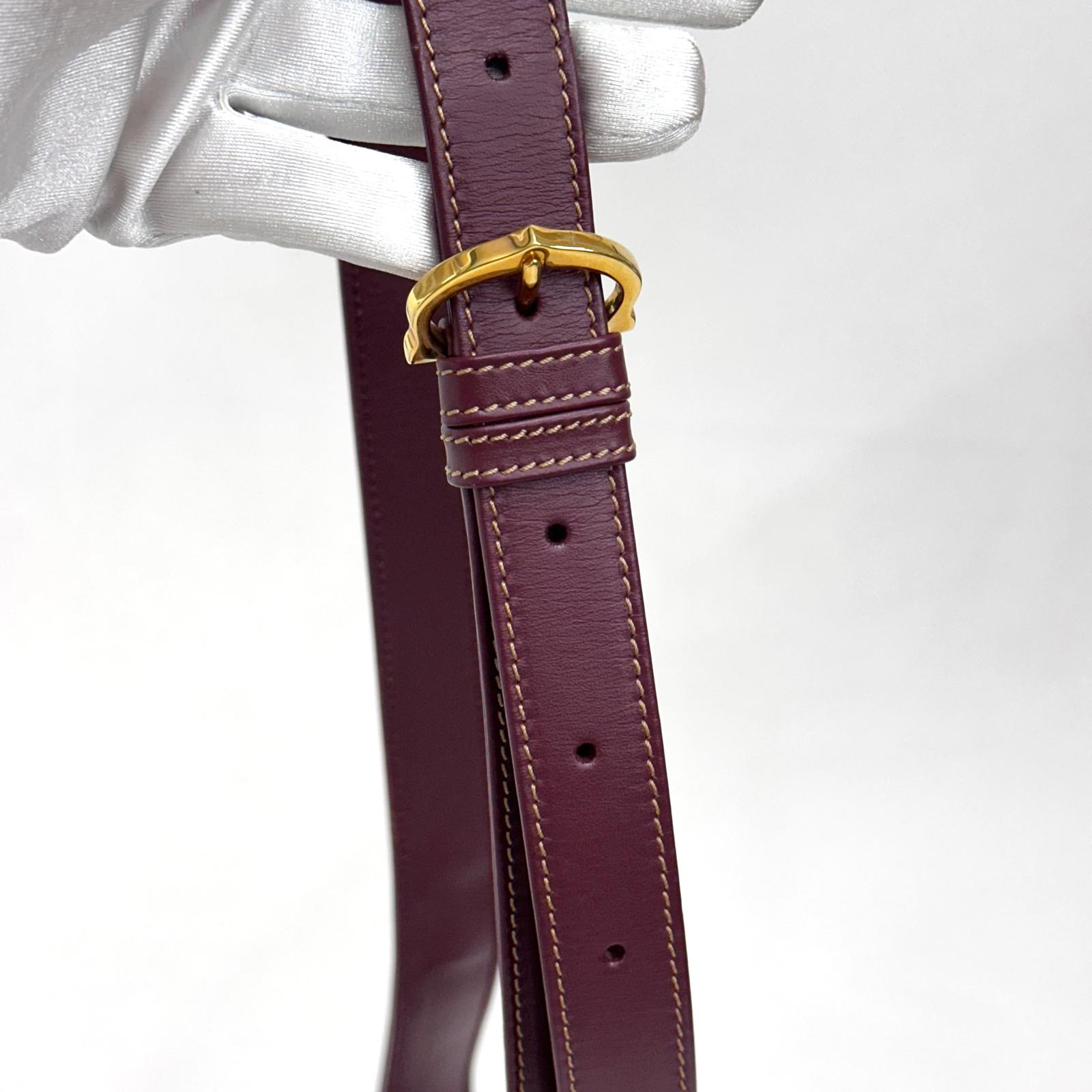 Must de Cartier Vintage Borsa a Tracolla Bordeaux in Pelle