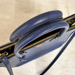 Prada Borsa Galleria Large Bluette in Saffiano Lux a tracolla