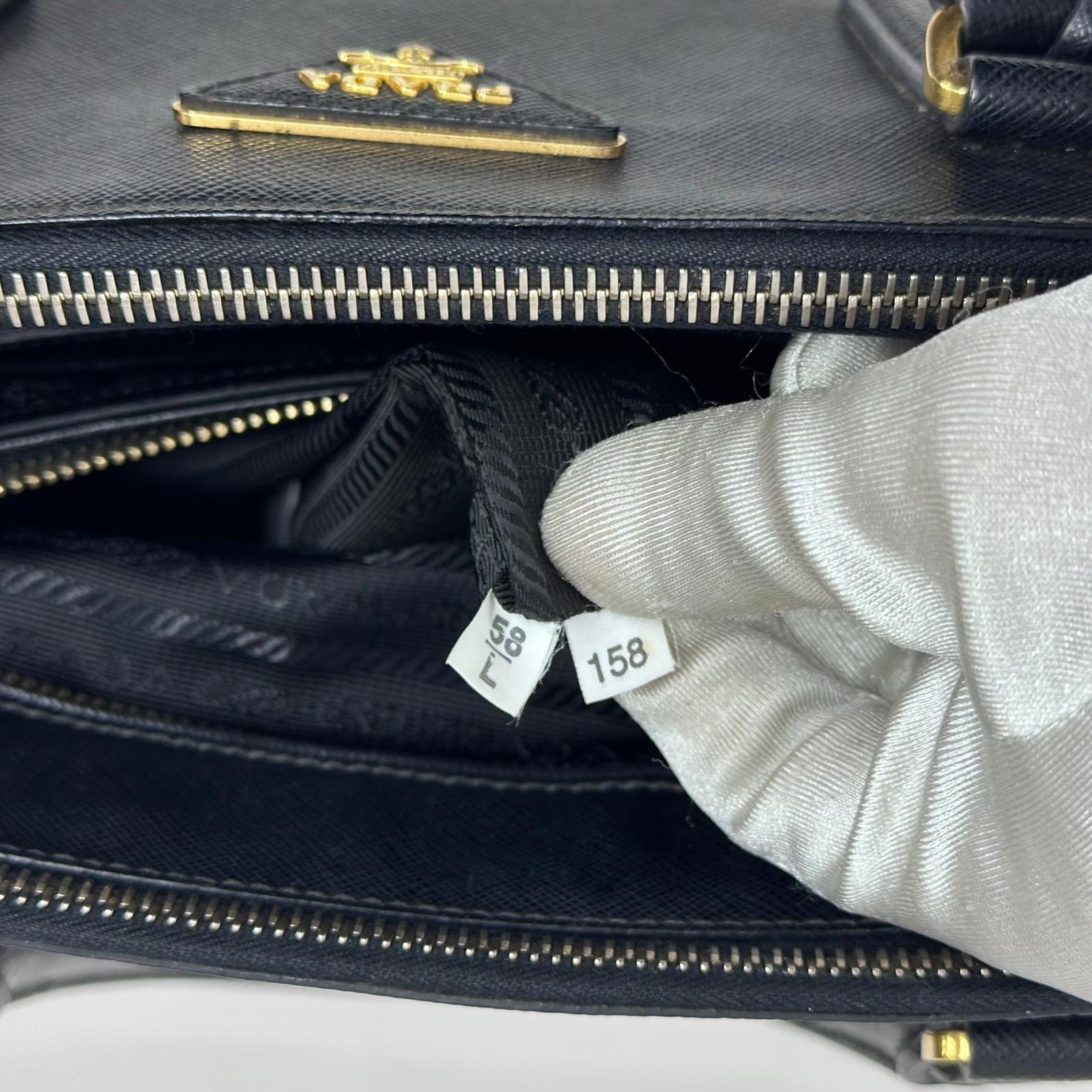 Prada Borsa Galleria Large in Pelle Saffiano Nera