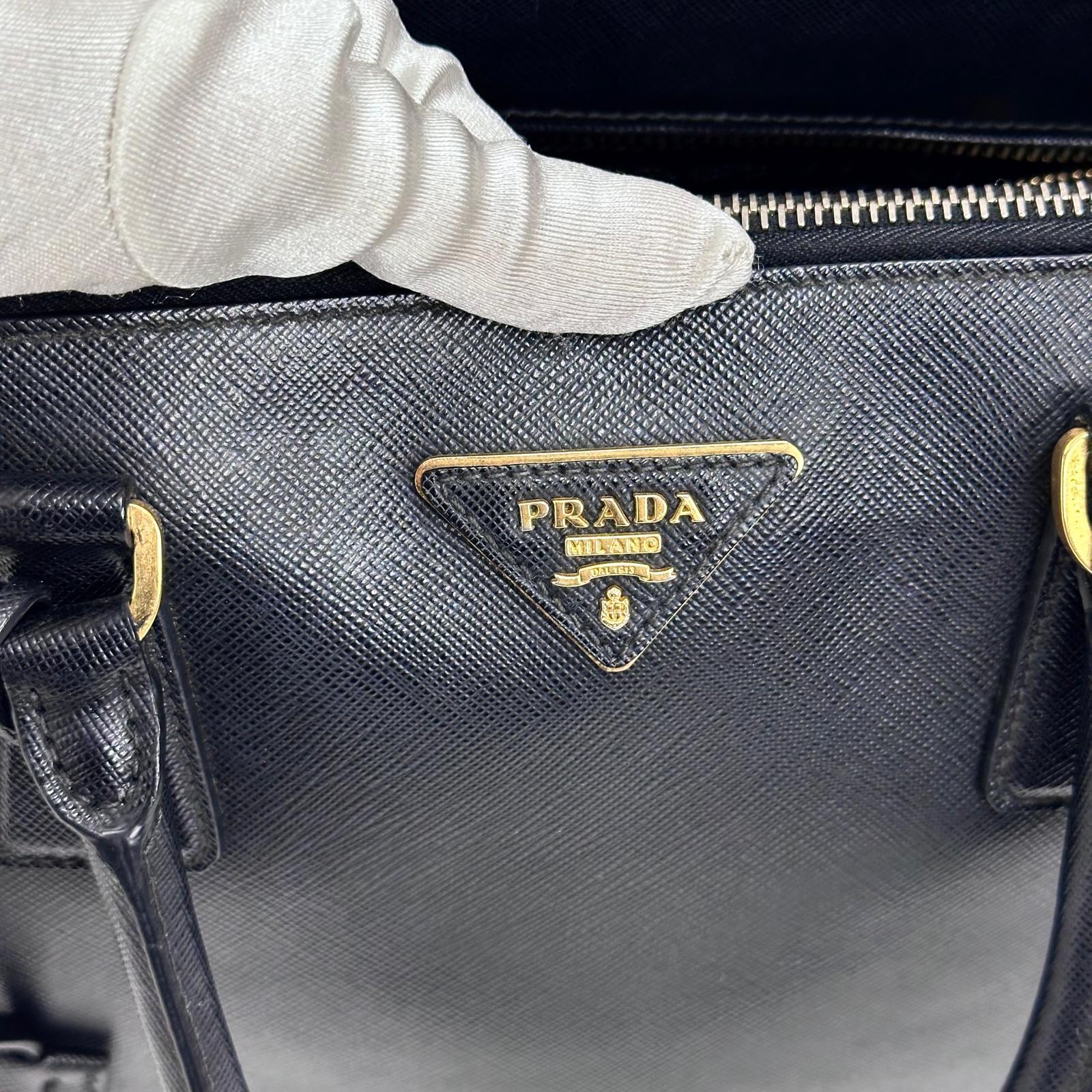 Prada Borsa Galleria Large in Pelle Saffiano Nera