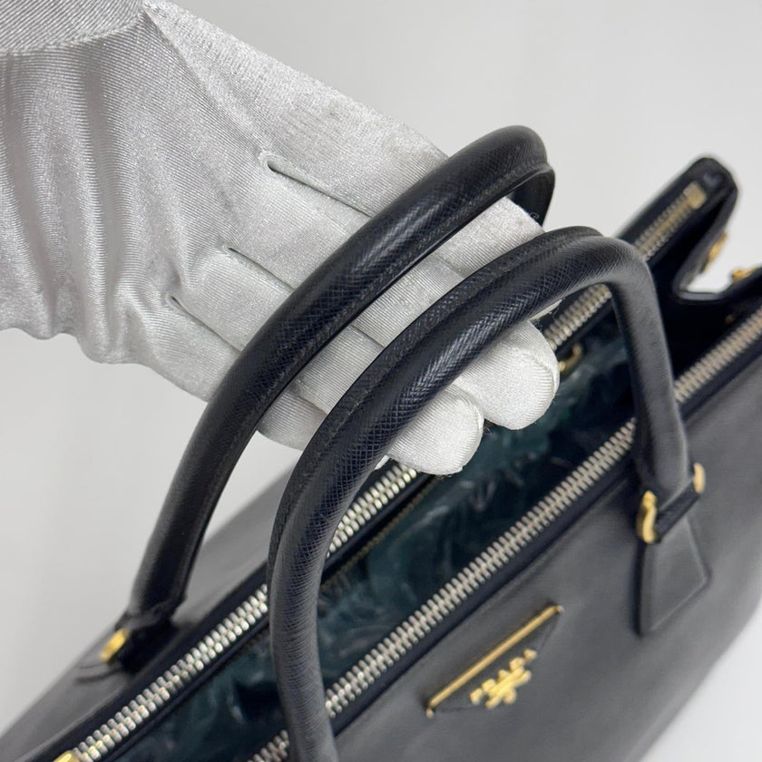Prada Borsa Galleria Large in Pelle Saffiano Nera