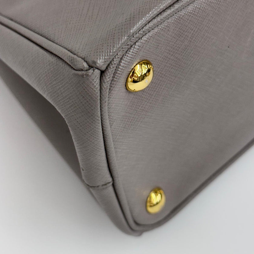 Prada Borsa Galleria Medium Saffiano Lux Pomice