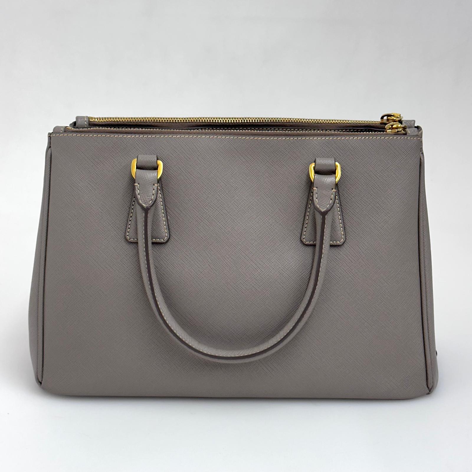 Prada Borsa Galleria Medium Saffiano Lux Pomice