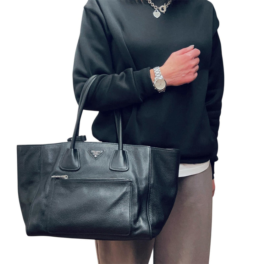 Prada Borsa Shopper a due vie in pelle Vitello Daino nera