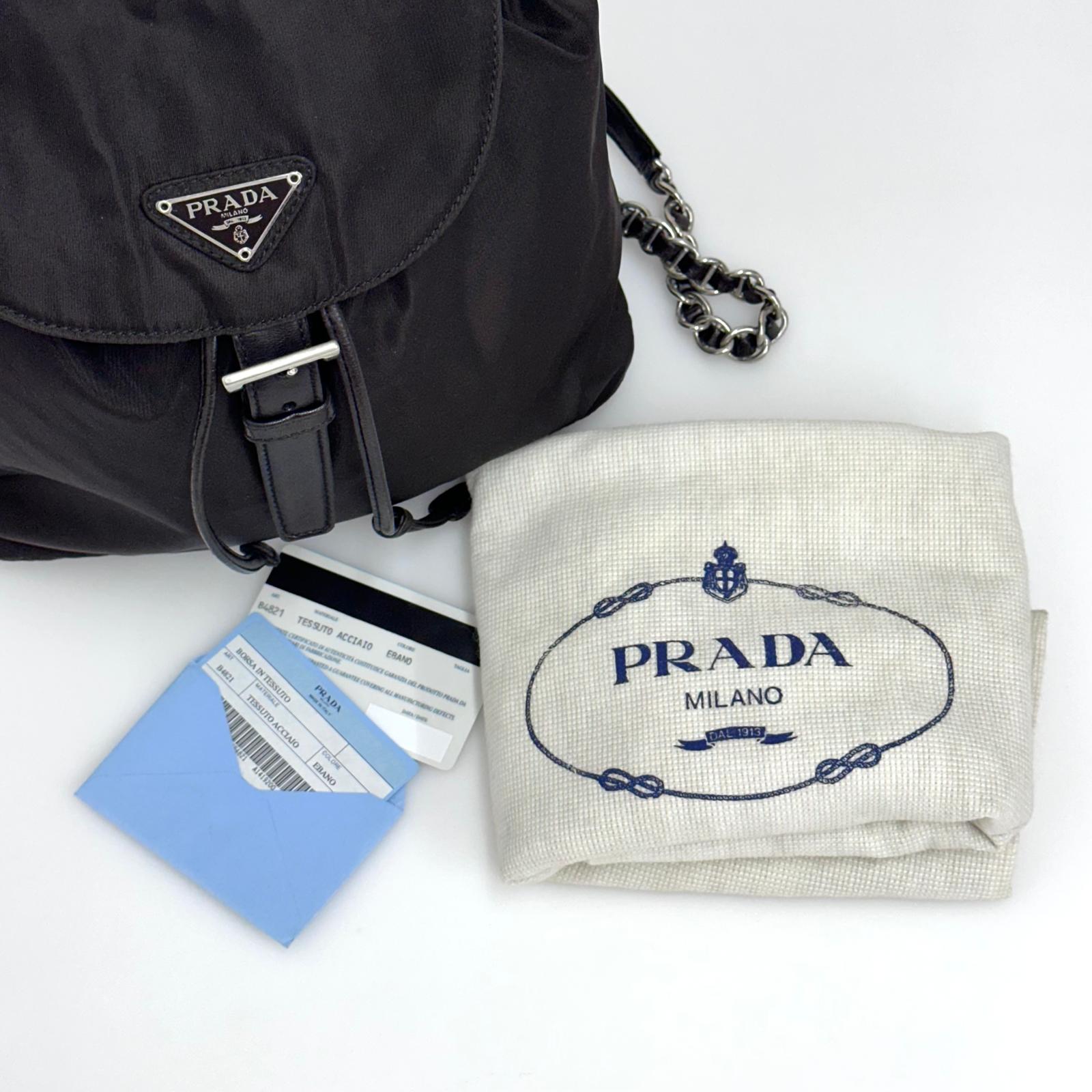 Prada Borsa Zaino Tessuto Nylon Ebano con Catene