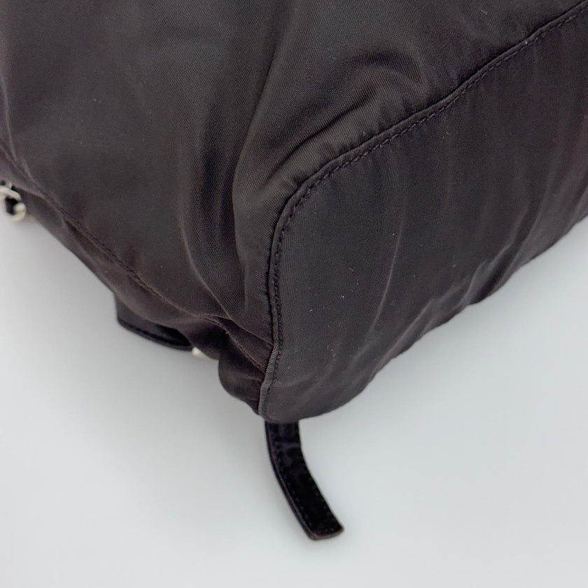 Prada Borsa Zaino Tessuto Nylon Ebano con Catene