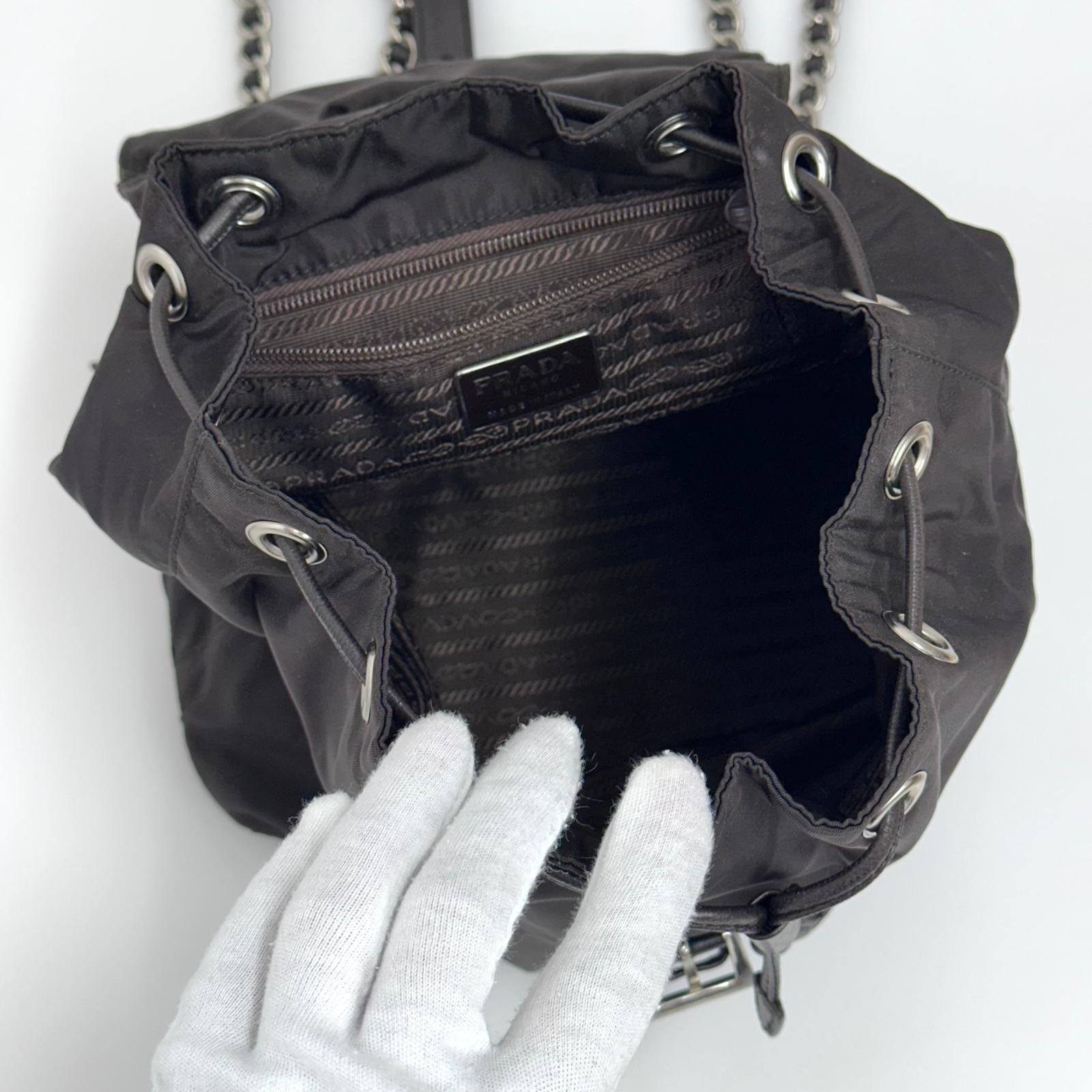 Prada Borsa Zaino Tessuto Nylon Ebano con Catene