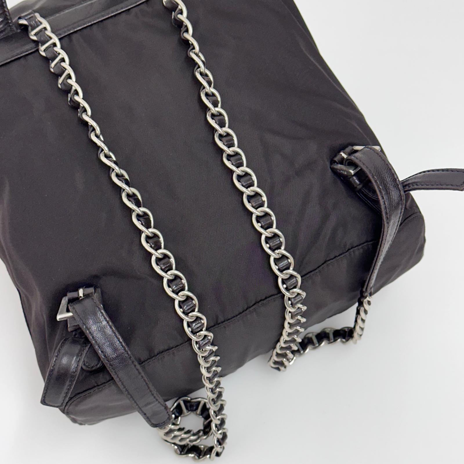 Prada Borsa Zaino Tessuto Nylon Ebano con Catene