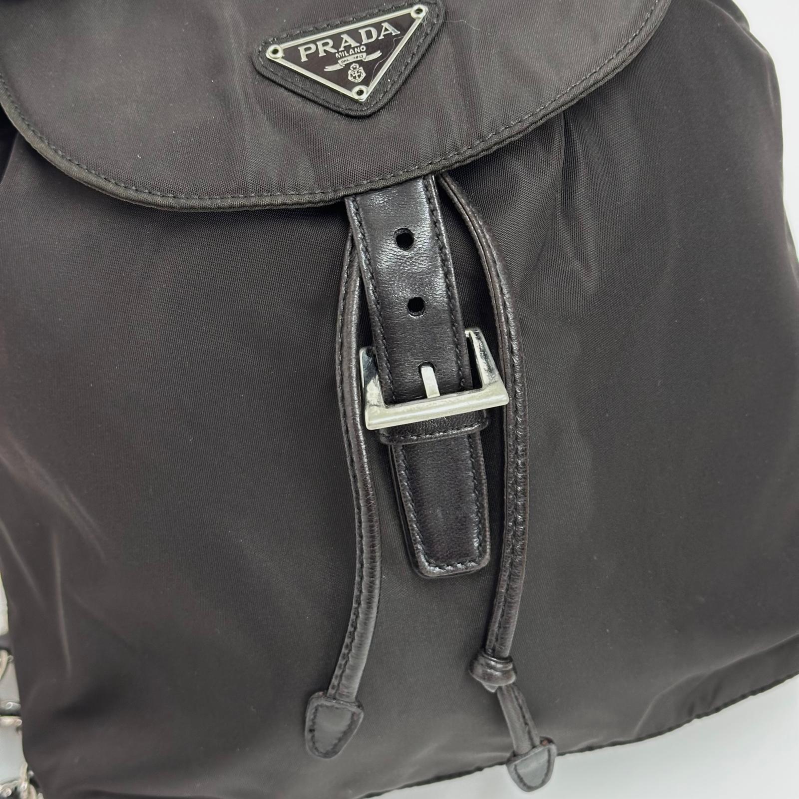 Prada Borsa Zaino Tessuto Nylon Ebano con Catene