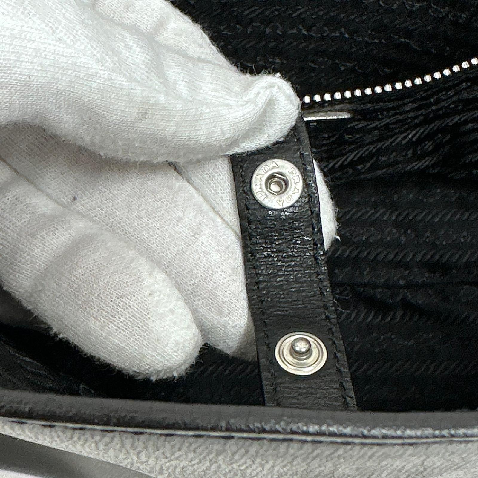 Prada Borsa a Spalla Vitello Chic Nera