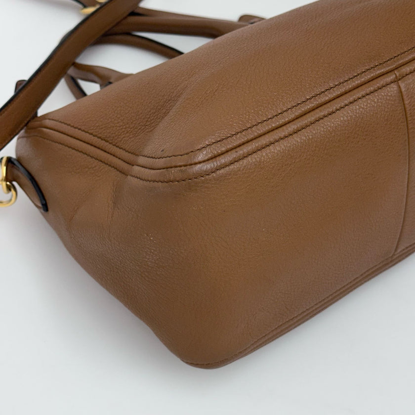 Prada Borsa a mano e tracolla Bauletto Vitello Phenix Cannella