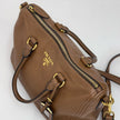Prada Borsa a mano e tracolla Bauletto Vitello Phenix Cannella