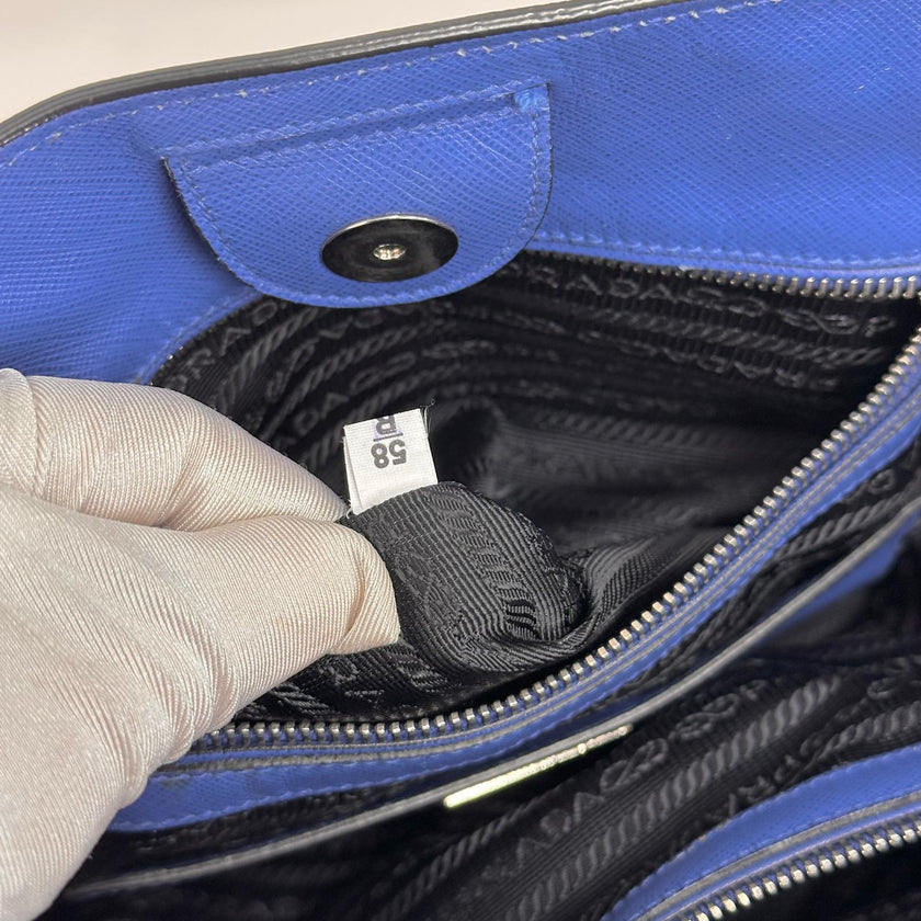 Prada Borsa a spalla Saffiano Lux Blu Cobalto