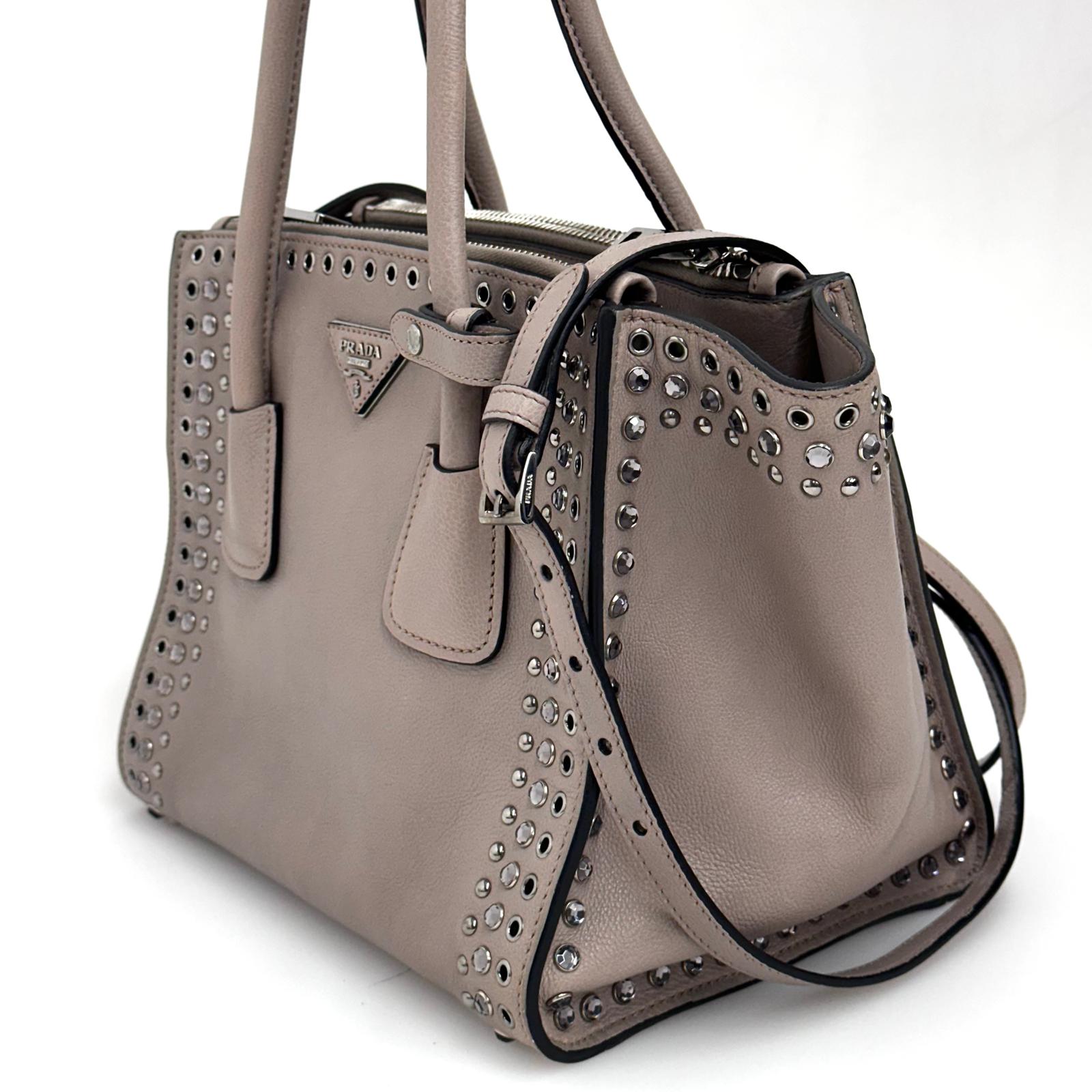 Prada borsa Twin Tote in Pelle Tortora con borchie