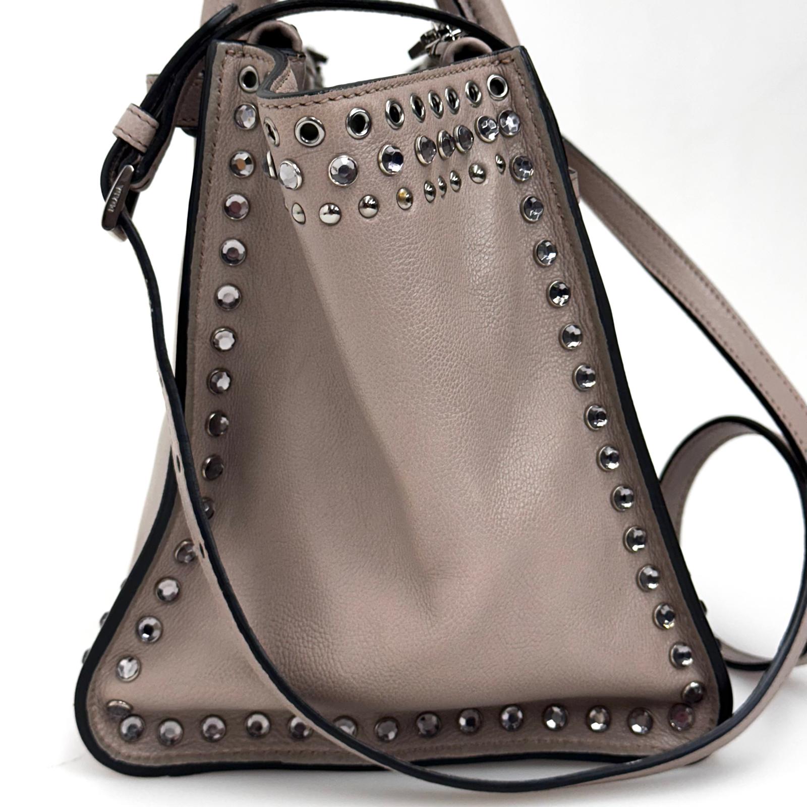 Prada borsa Twin Tote in Pelle Tortora con borchie